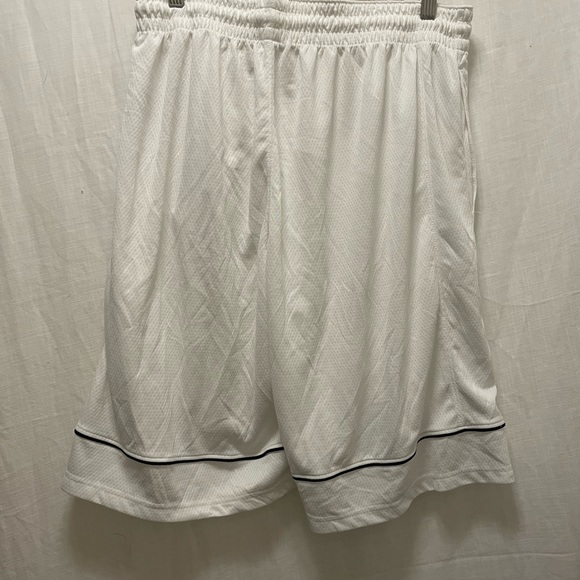 Mens Dri fit shorts - Picture 2 of 2